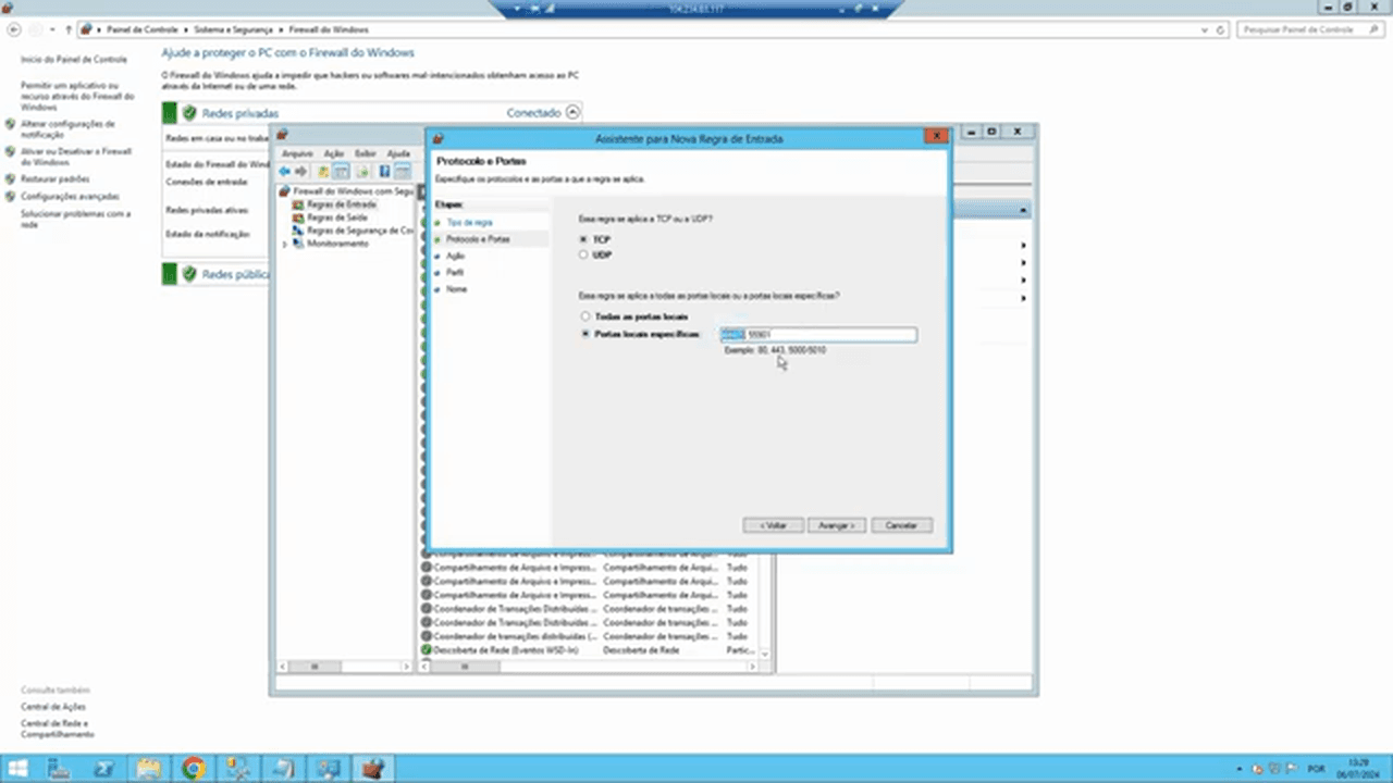 Assistente de nova regra de entrada do firewall do Windows com o campo de portas locais específicas